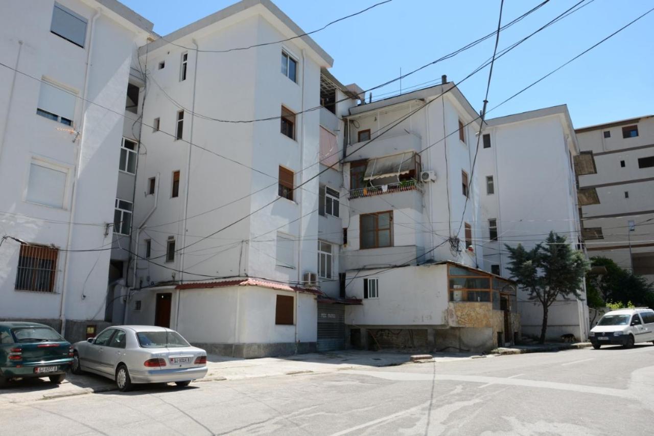 Solhouse Apartment Gjirokaster Luaran gambar